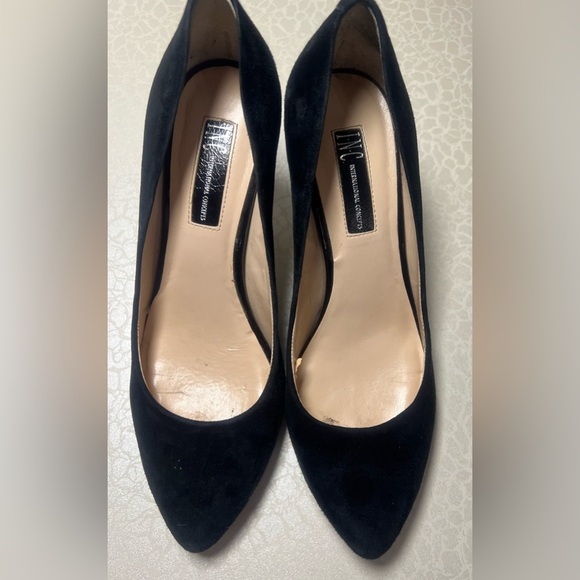I•N•C International Concepts | ladies Zitah suede heel shoes. Size: 8.5 - Picture 5 of 16